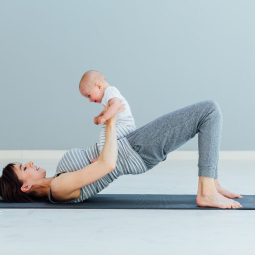Mama Pilates mit Baby